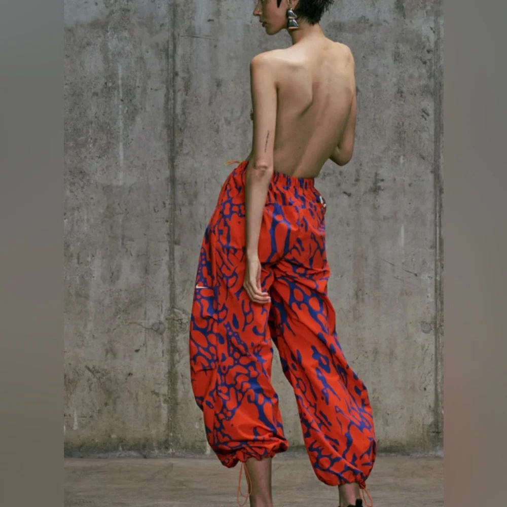 Nike bold patterned